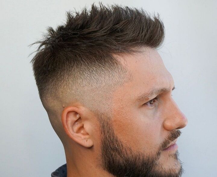 33 Cool Spiky Hairstyles For Men in 2024 | Coiffure homme, Coupes de  cheveux gars, Coiffure